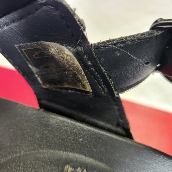 Dr Martens Vass Hydro Chunky Black Sandals with Adjustable Straps - Picture 12 of 14